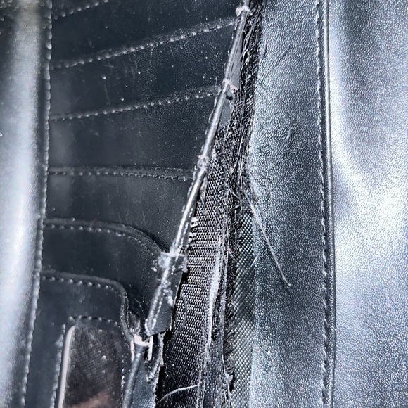 Black Coach Wallet - Picture 4 of 5